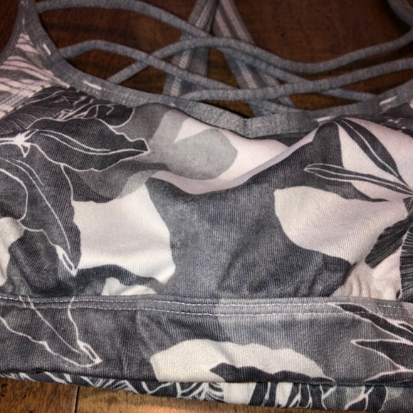 Athleta Tropical Mind Over Mat bra sz S Floral - Picture 2 of 6